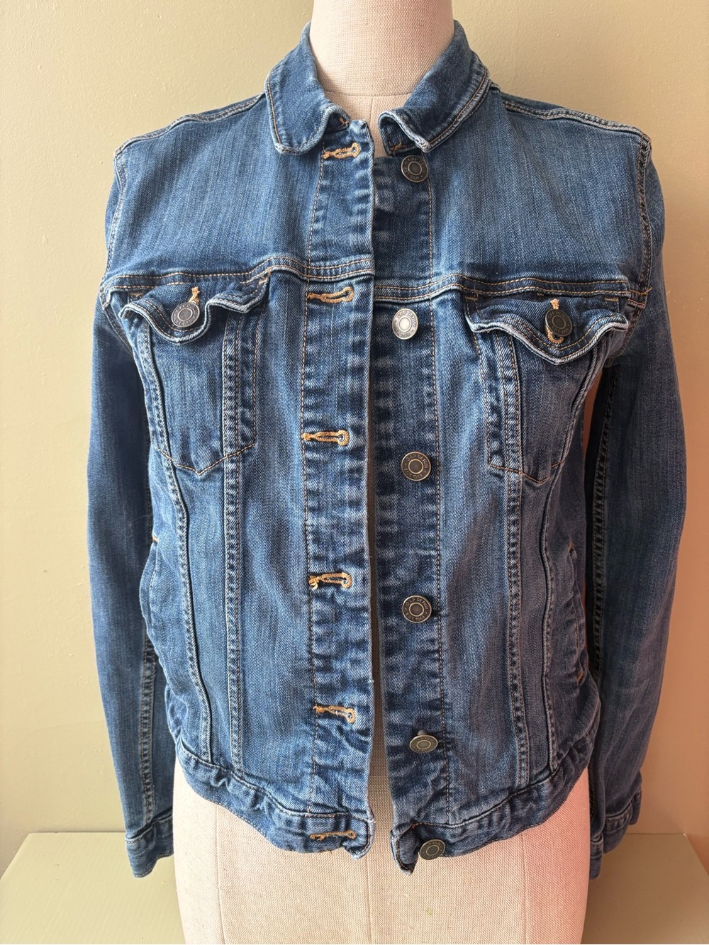 GAP Medium Blue Women's Denim Jacket size S